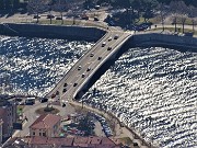 43 Il forte vento da nord  increspa le acque del lago